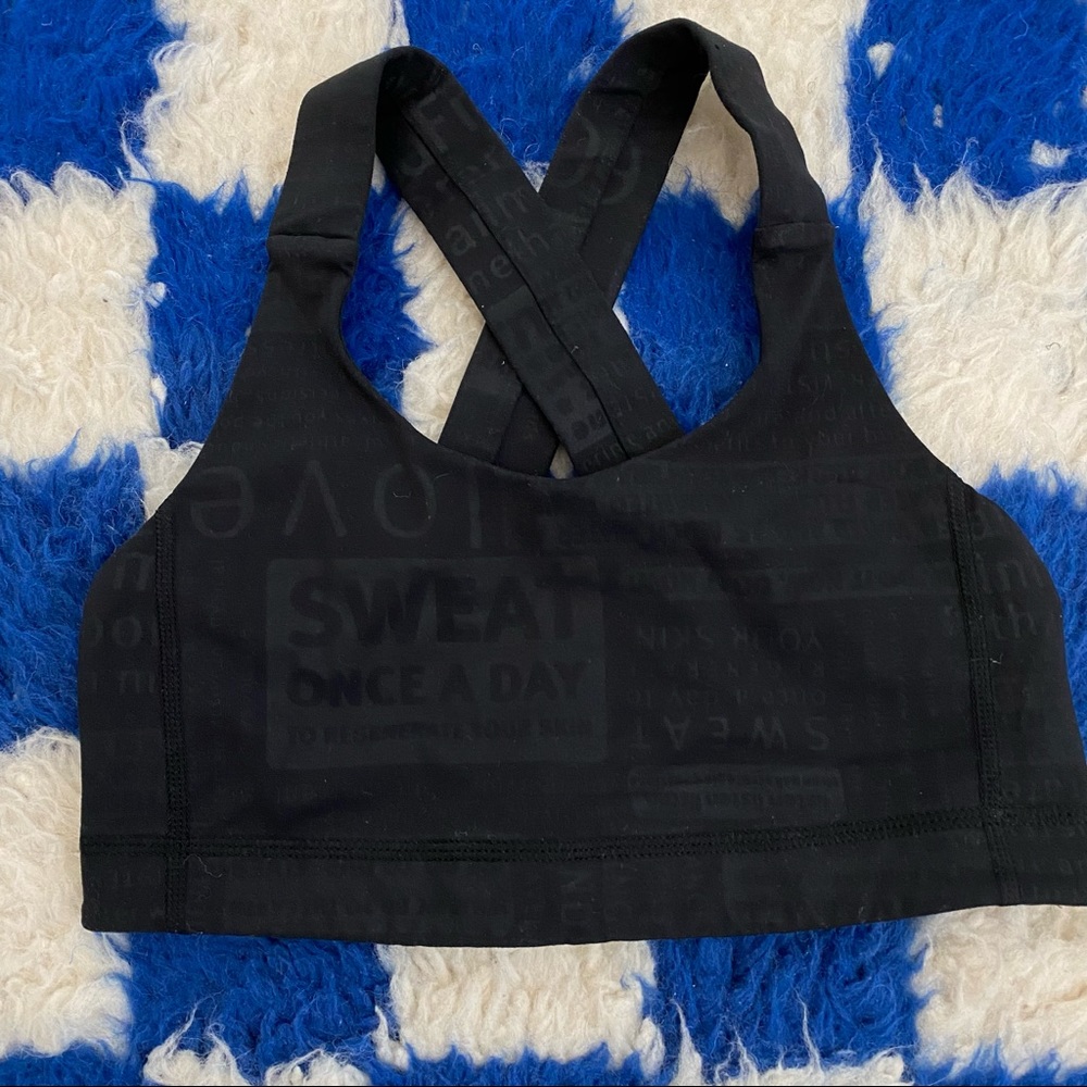Lululemon sports bra